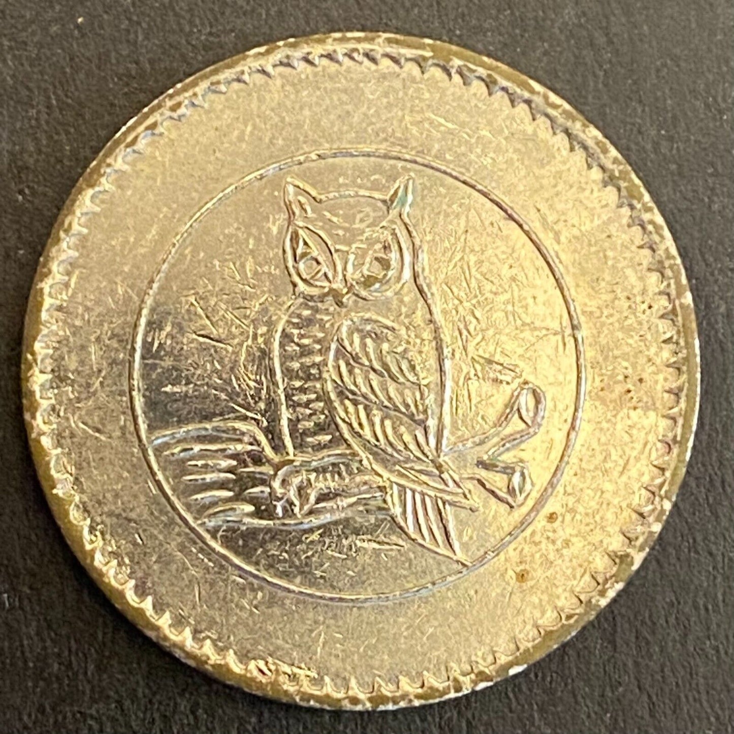 Seoul Korea Walker Hill Military Token "Thin Owl - Small Moon" 25c 24mm (#12)