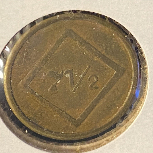7 1/2 w/ Square / Diamond Unattributed Weight Brass 18mm 2.341g Brass Token