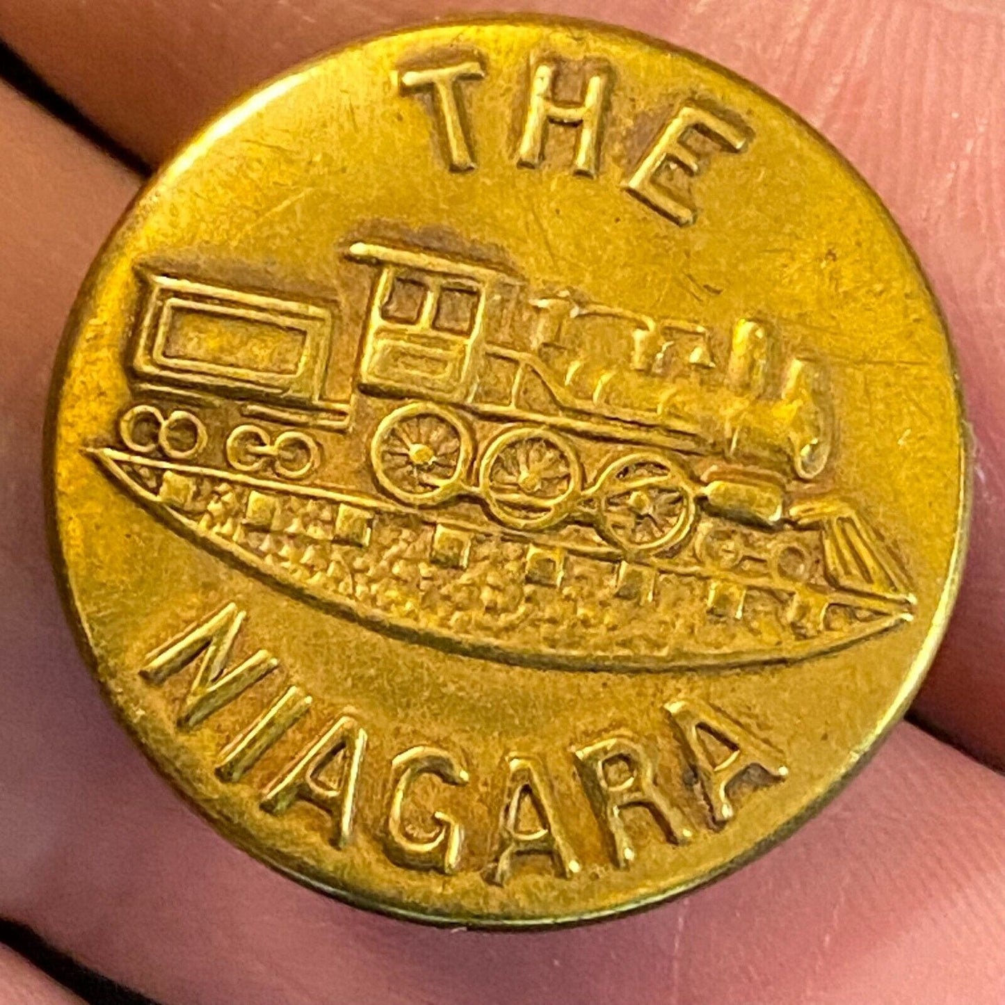 "The Niagara" (Overalls) Steam Locomotive Railroad Uniform Button Brass 20mm
