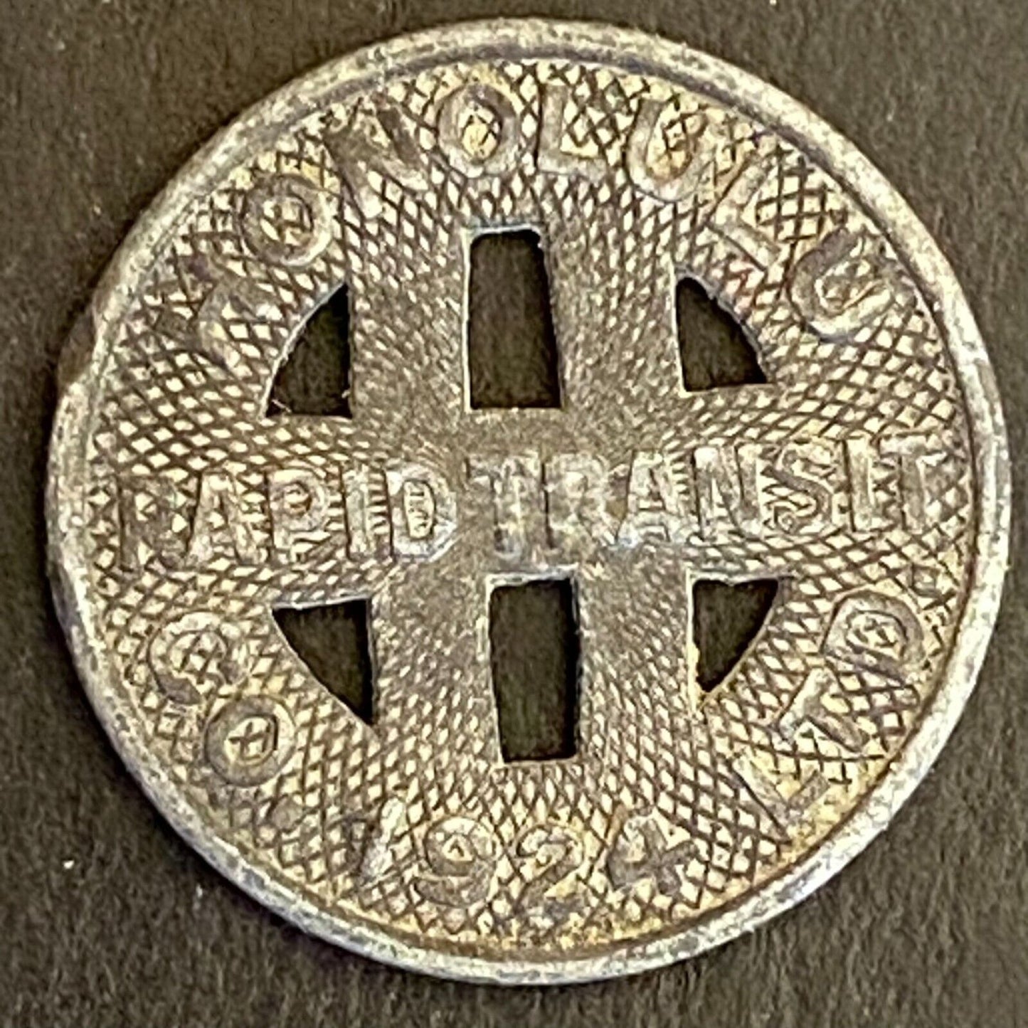 Honolulu Rapid Transit 1924 G/F One Full Fare Transit Token Zinc 16mm (#3)