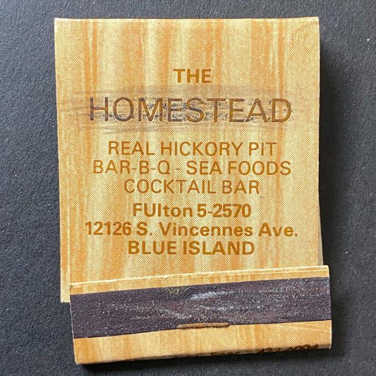 "The Homestead" Bar-B-Q Blue Island Restaurant Matchbook (-6 sticks) c1960's-74