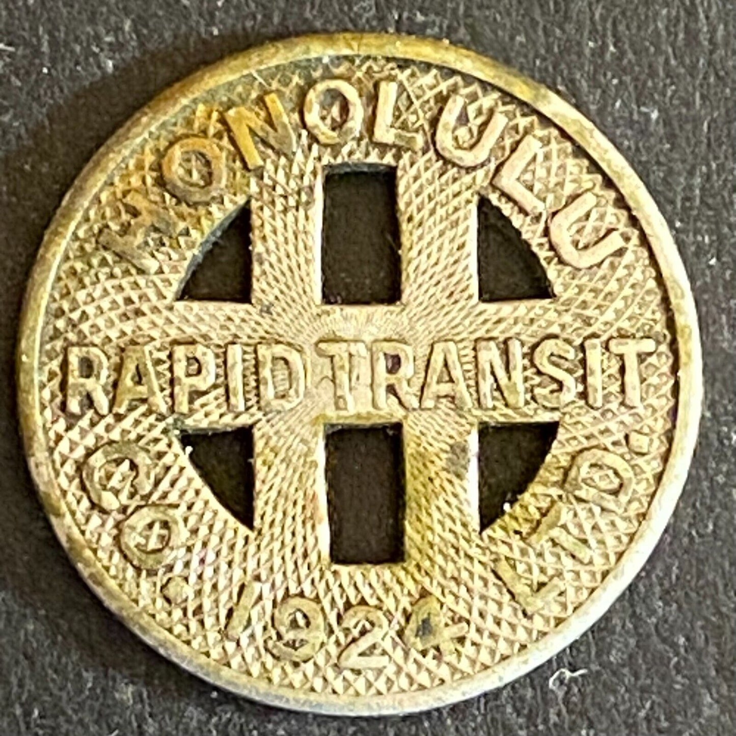 Honolulu Rapid Transit Co. 1924 G/F One Full Fare Transit Token 16mm (#2)