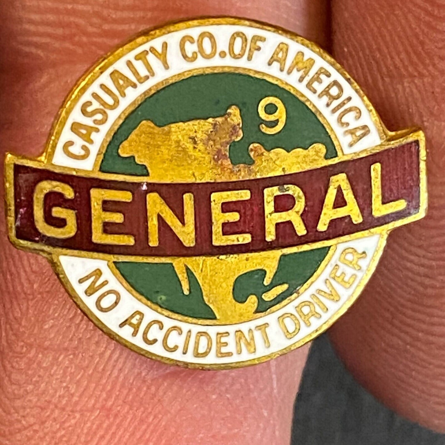 General Casualty (Ins. Co.) No Accident Driver Color Enameled Lapel Pin 14mm