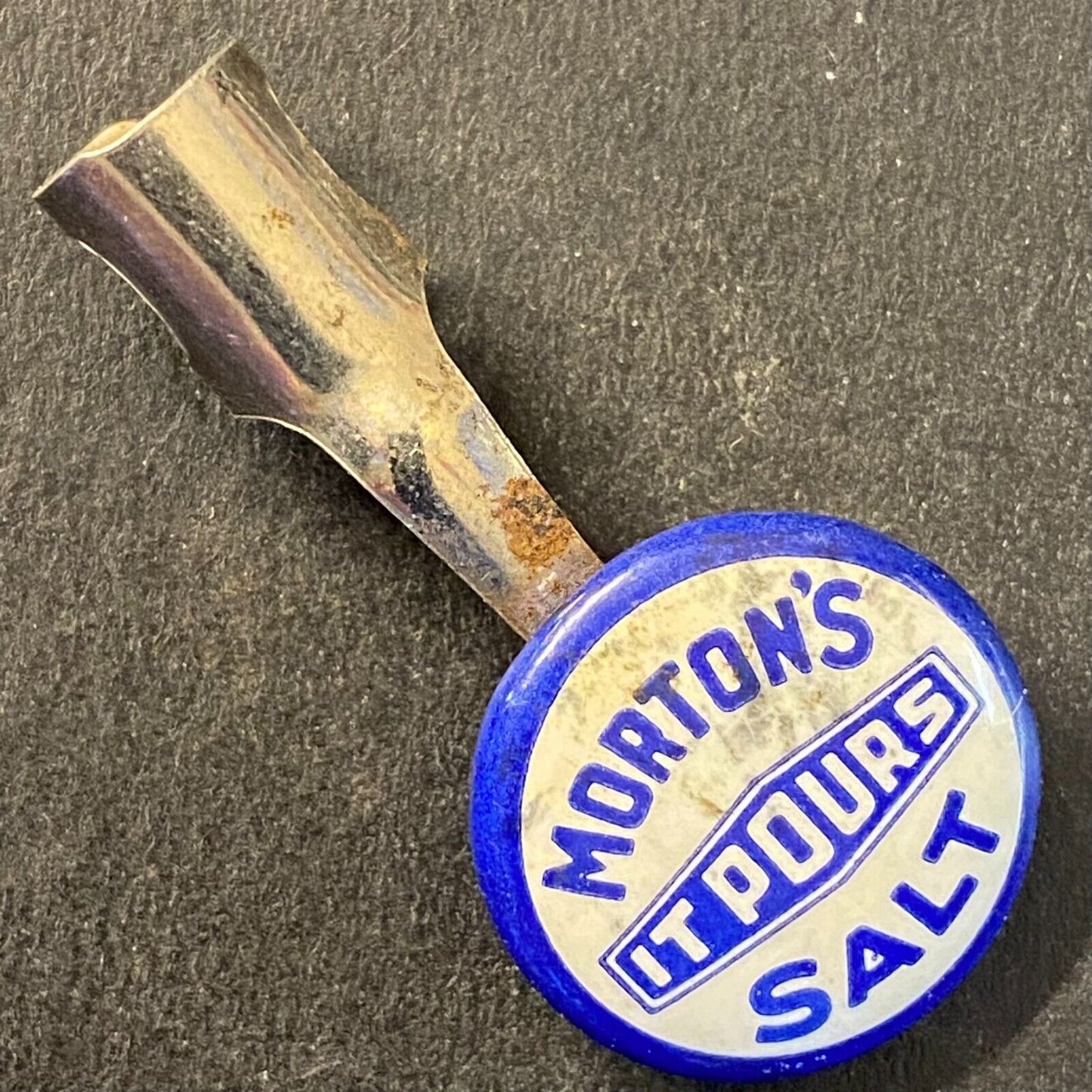 Morton's Salt "It Pours" c1925-35 Pencil Collar Topper 18mm