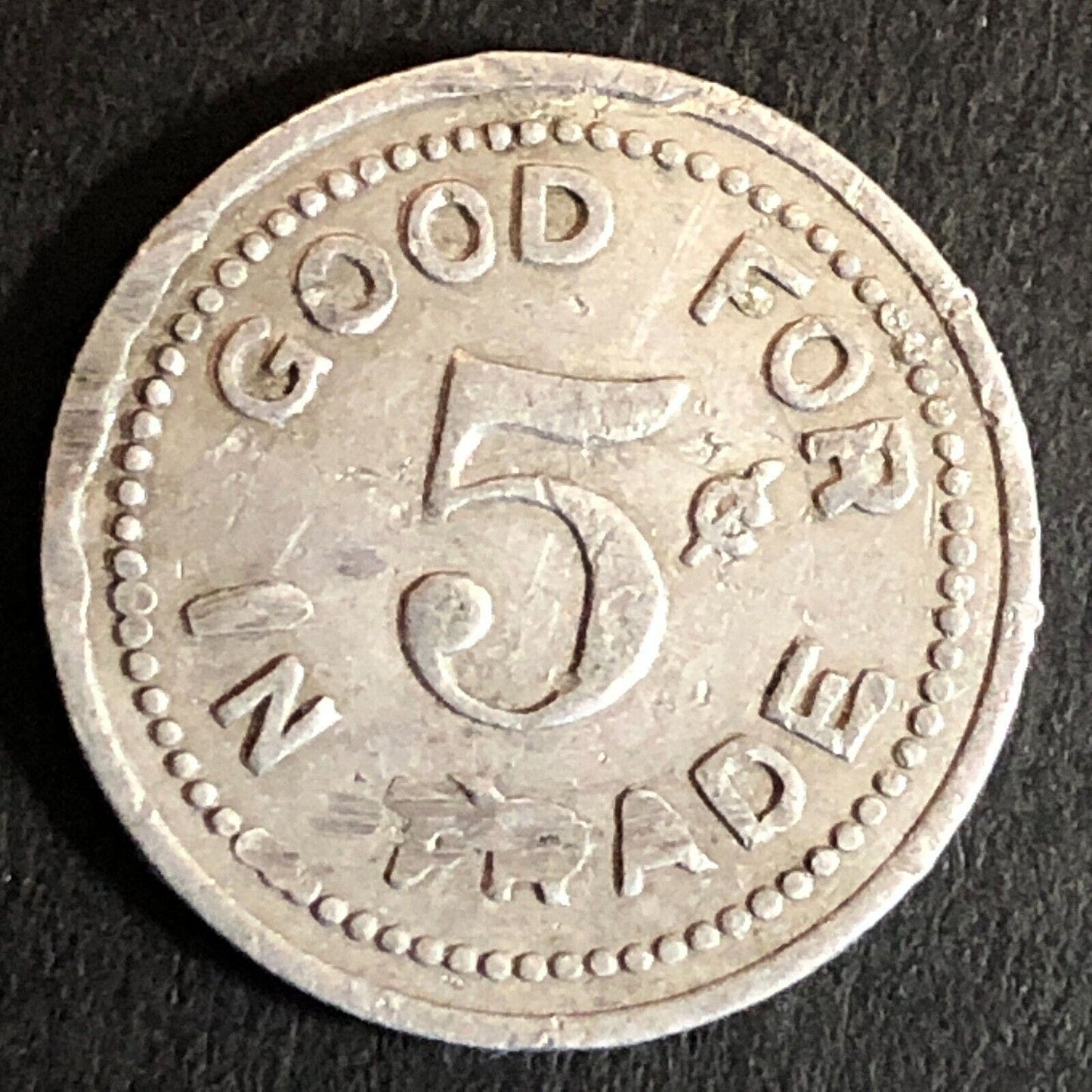 Gene's Place 13 Main Plaza (New Braunfels, TX ?) Alum. G/F 5c Trade Token 20mm