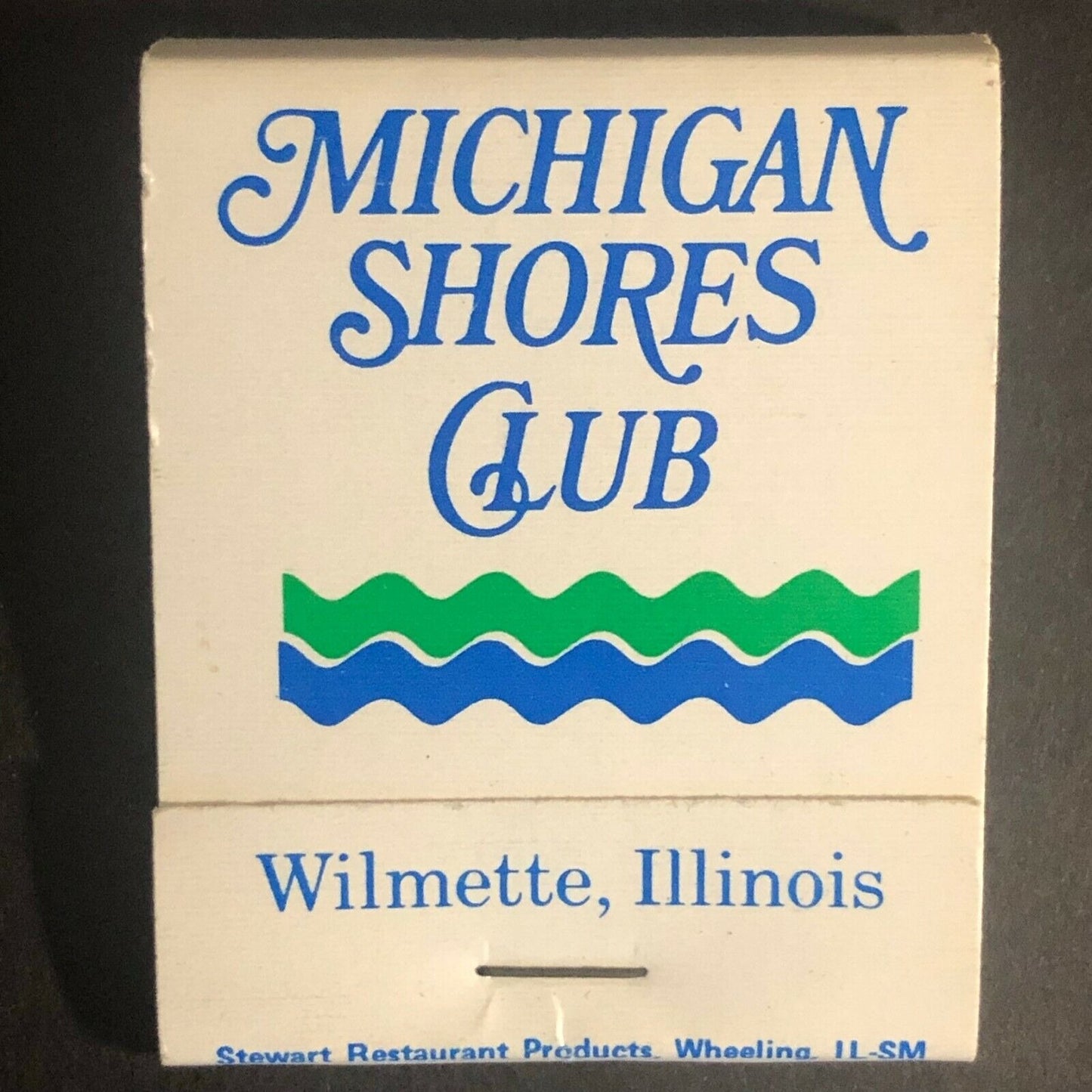 Wilmette, Illinois Michigan Shores Club c1970's Full Matchbook