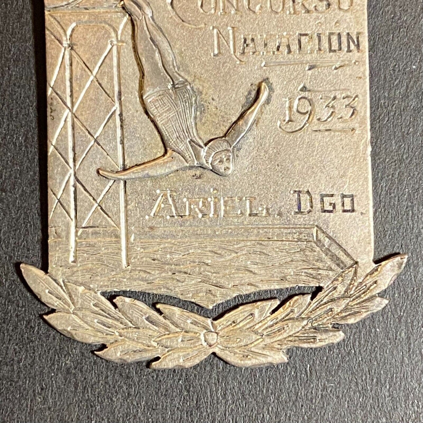 1933 Ariel Diving Concurso Natación Premio 25 Mts Award Medal 33mm x 42mm