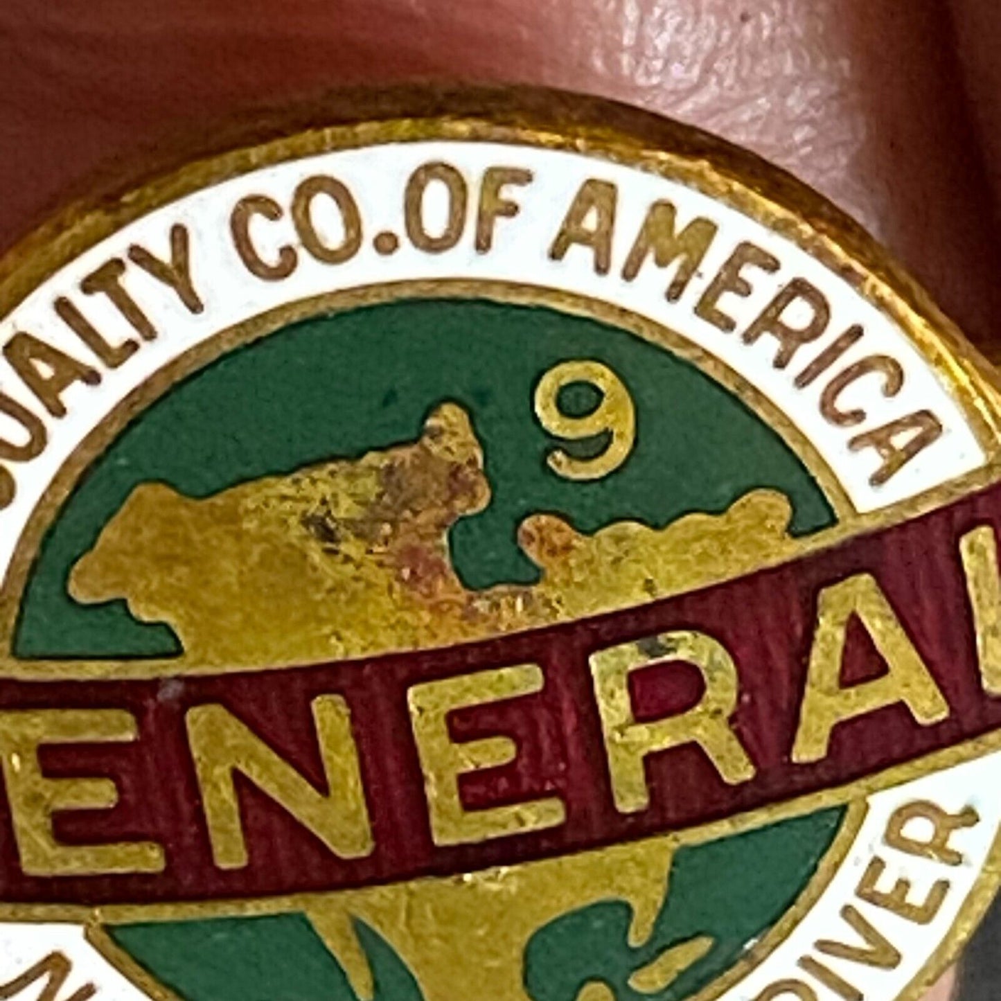 General Casualty (Ins. Co.) No Accident Driver Color Enameled Lapel Pin 14mm