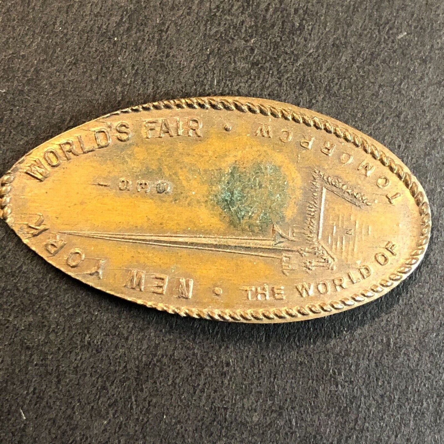 1939 World's Fair Elongated Penny w/ Trylon and Perisphere 19mm x 38mm