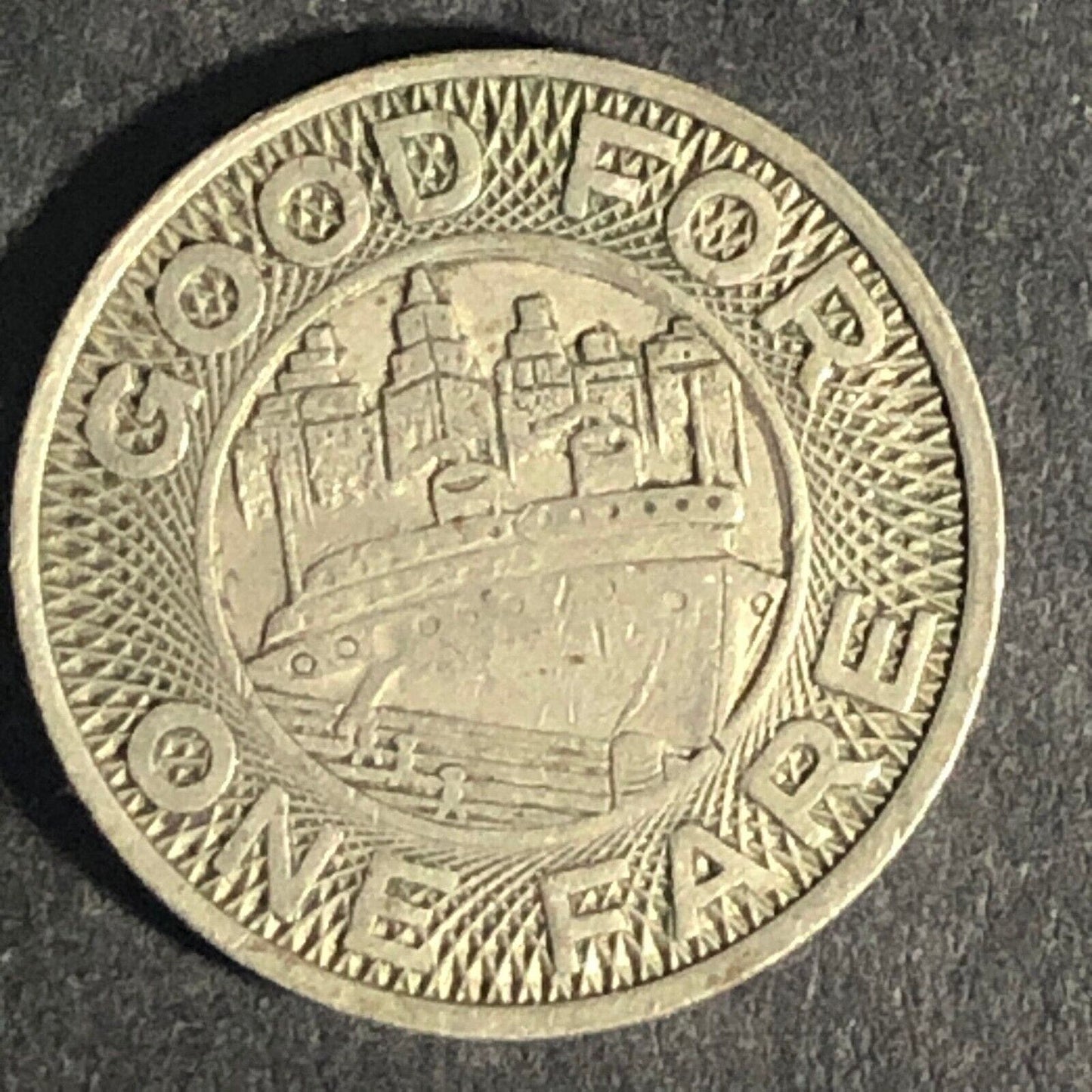 Long Beach Lines (CA) G/F One Fare WM Transit Token 16.42m Ship / Pier