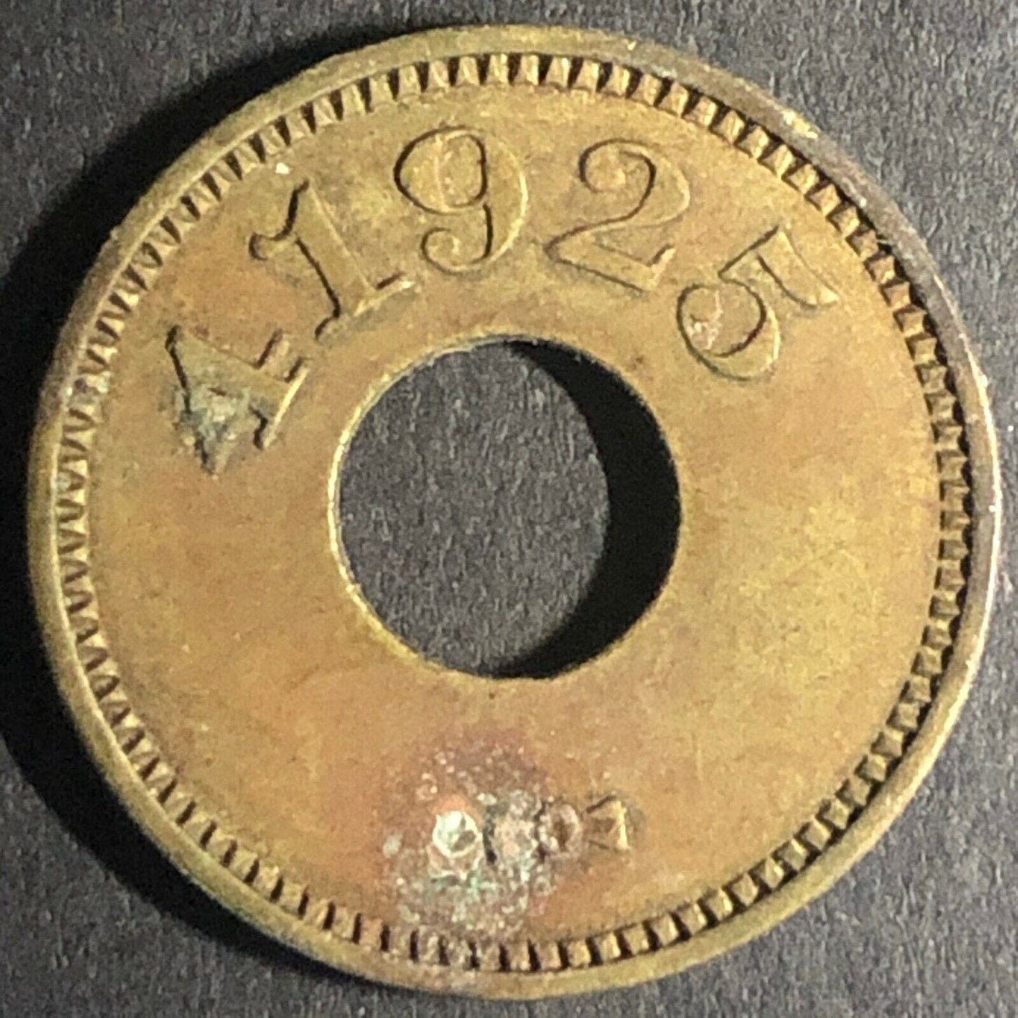21.19mm Vintage Brass Donut "Good For 5c In Trade" Token 41925 - Fauver Coll.