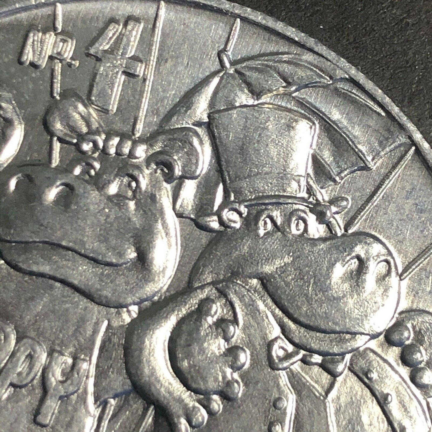 1982 39mm Funny Aluminum "1960 Confused Couple of Carnival" Mardi Gras Token