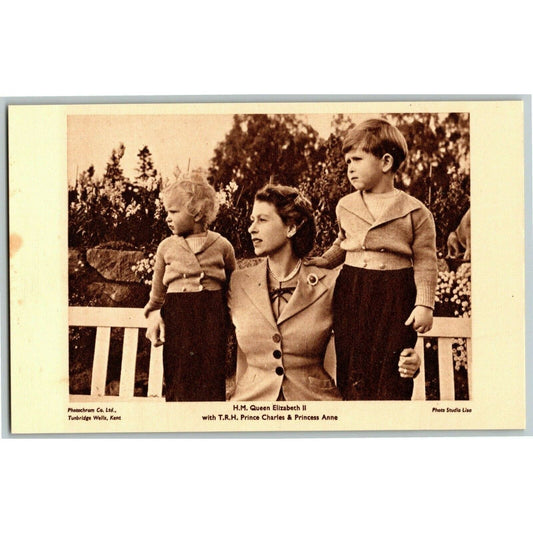 c1950's "Queen Elizabeth Prince Charles & Princess Anne" PPC Postcard Unposted