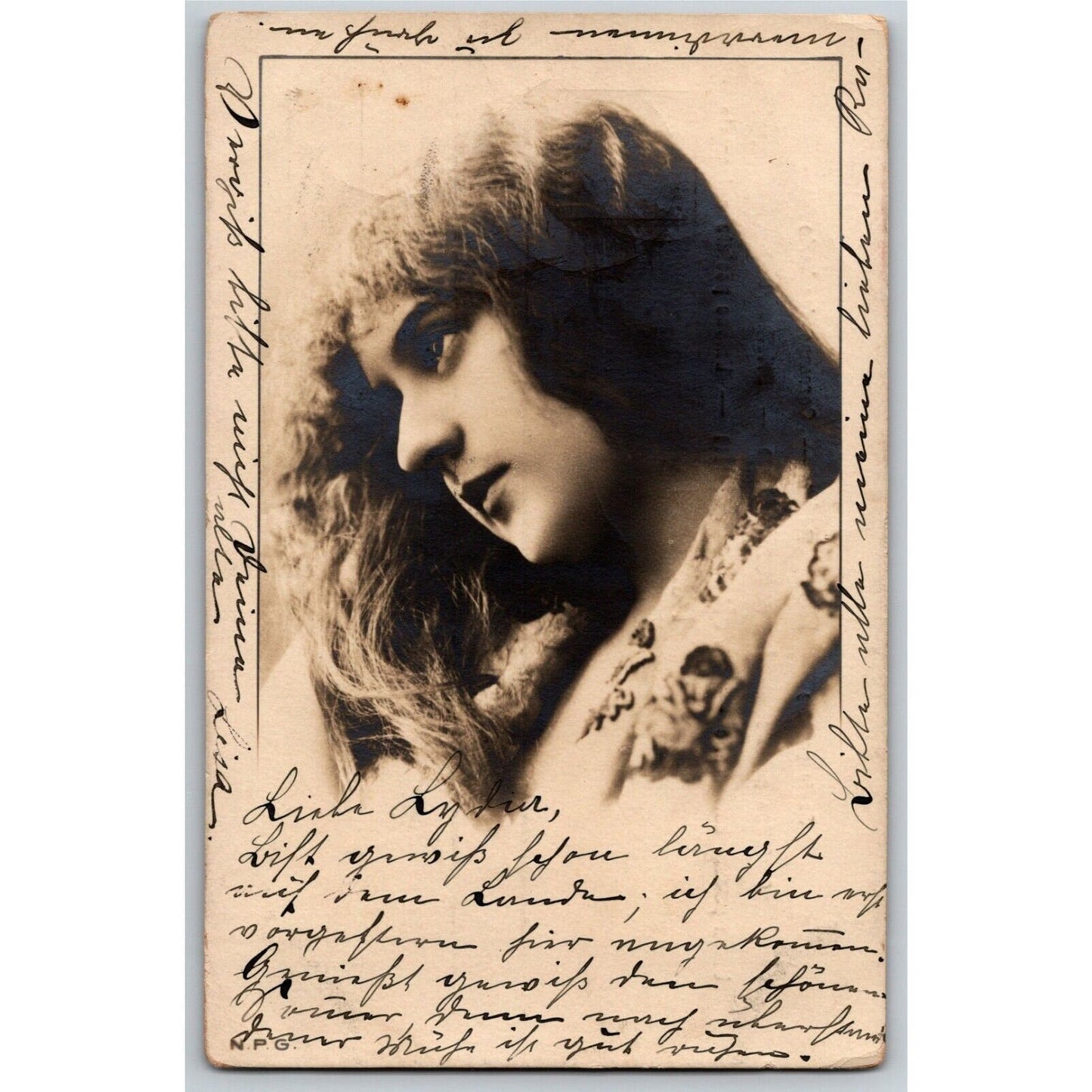 c1905 Vintage Russian RPPC* Stage / Screen Actress Postcard (4479)