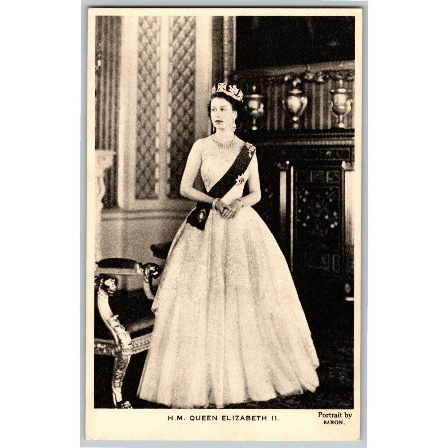 Her Majesty Queen Elizabeth II Wearing White Dress Tierra PPC Postcard Unposted