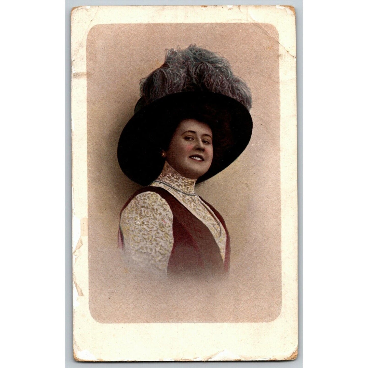 c1912 Vintage Russian RPPC* Theatre / Stage / Screen Actress Postcard (4293)