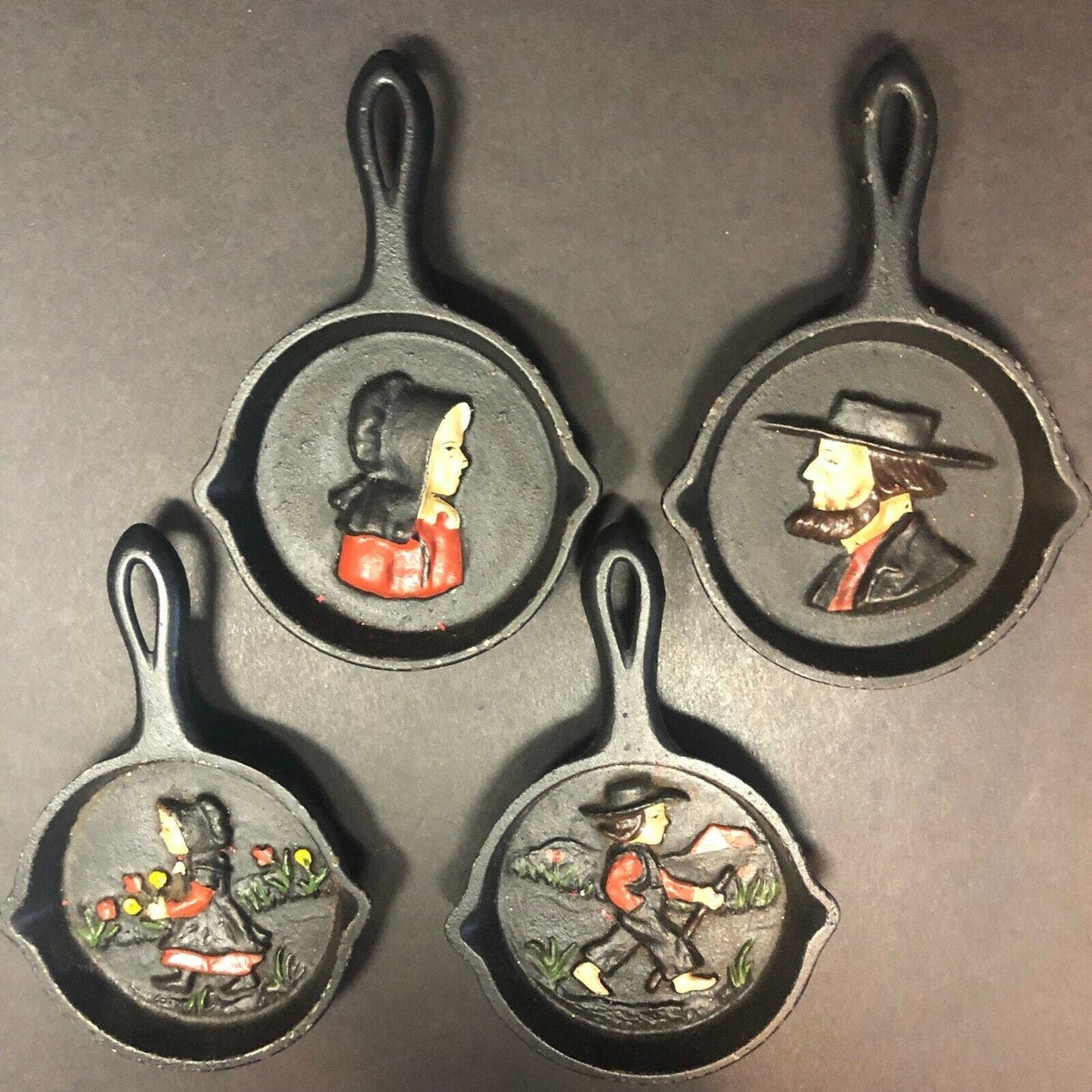 Group of 4 John Wright ? Amish Mini Cast Iron Pan / Ashtray / Spoon Rest - VGC