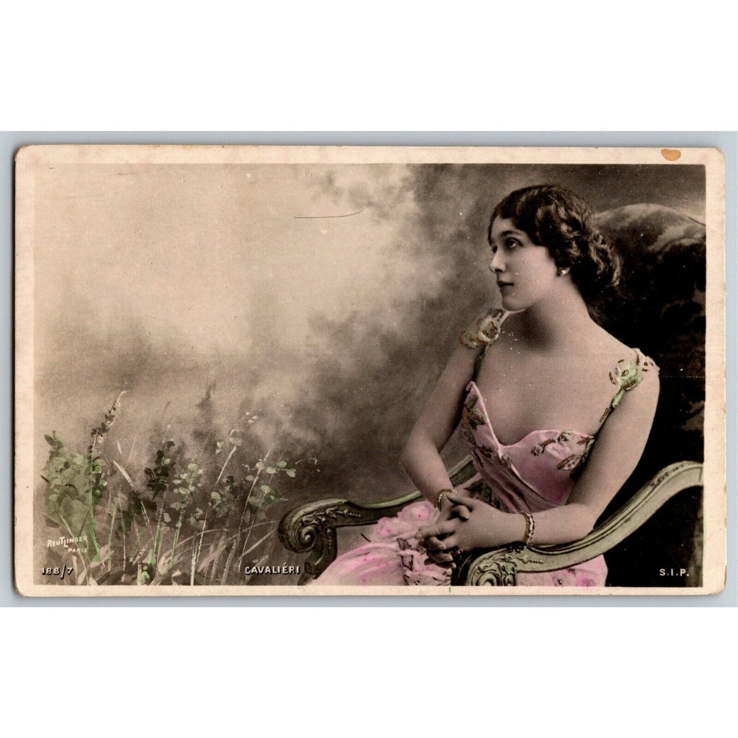 c1908 Vintage Russian RPPC* Theatre / Stage / Screen Actress Postcard (4308)