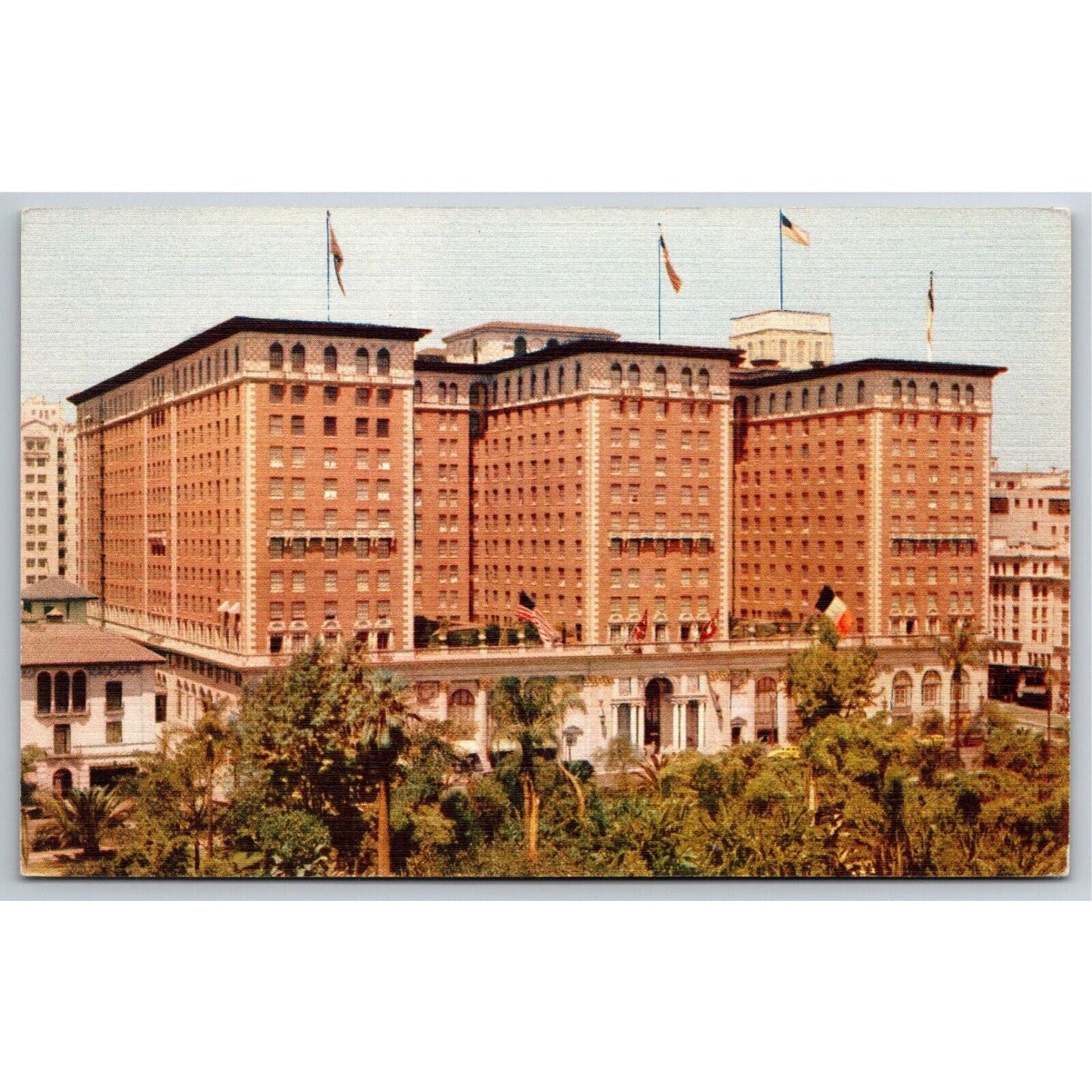 Los Angeles Biltmore Hotel Linen Postcard - c1930's-40's NP VGC