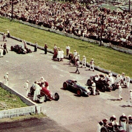 Indy 500 Postcard 1950 "Cars in Starting Position" Unposted VGC Rounded Edges