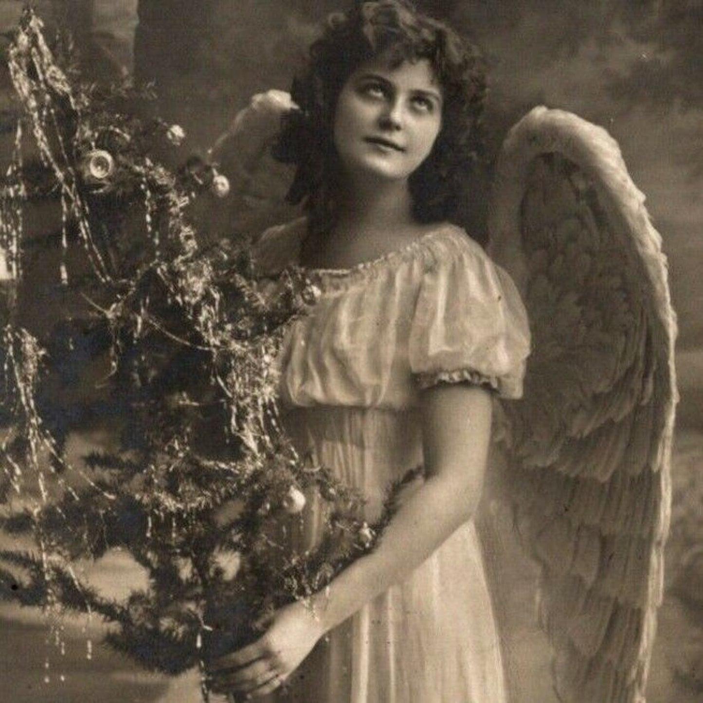 c1910 Vintage Russian RPPC* Theatre / Stage / Screen Actress Postcard (4449)