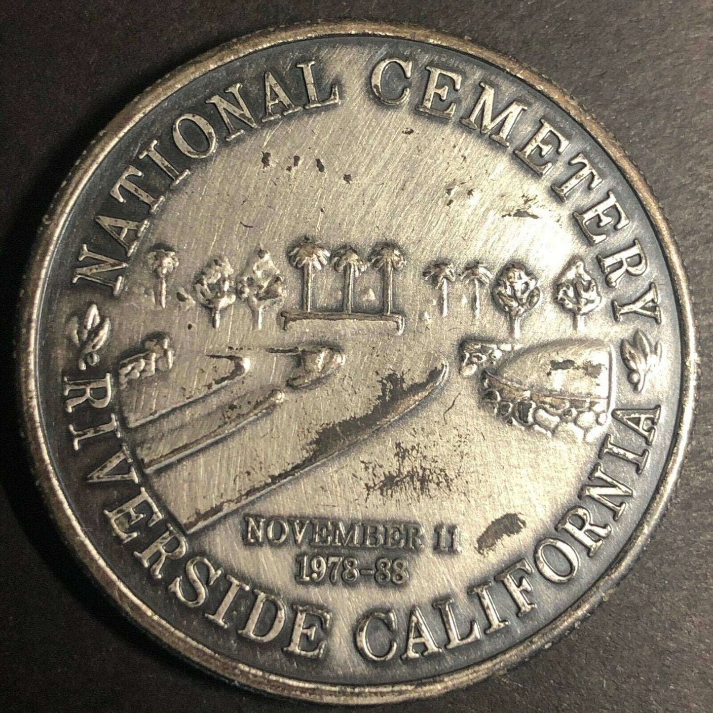 38.25mm National Cemetery 11/11 1978-88 Commemorative Medallion Riverside, CA