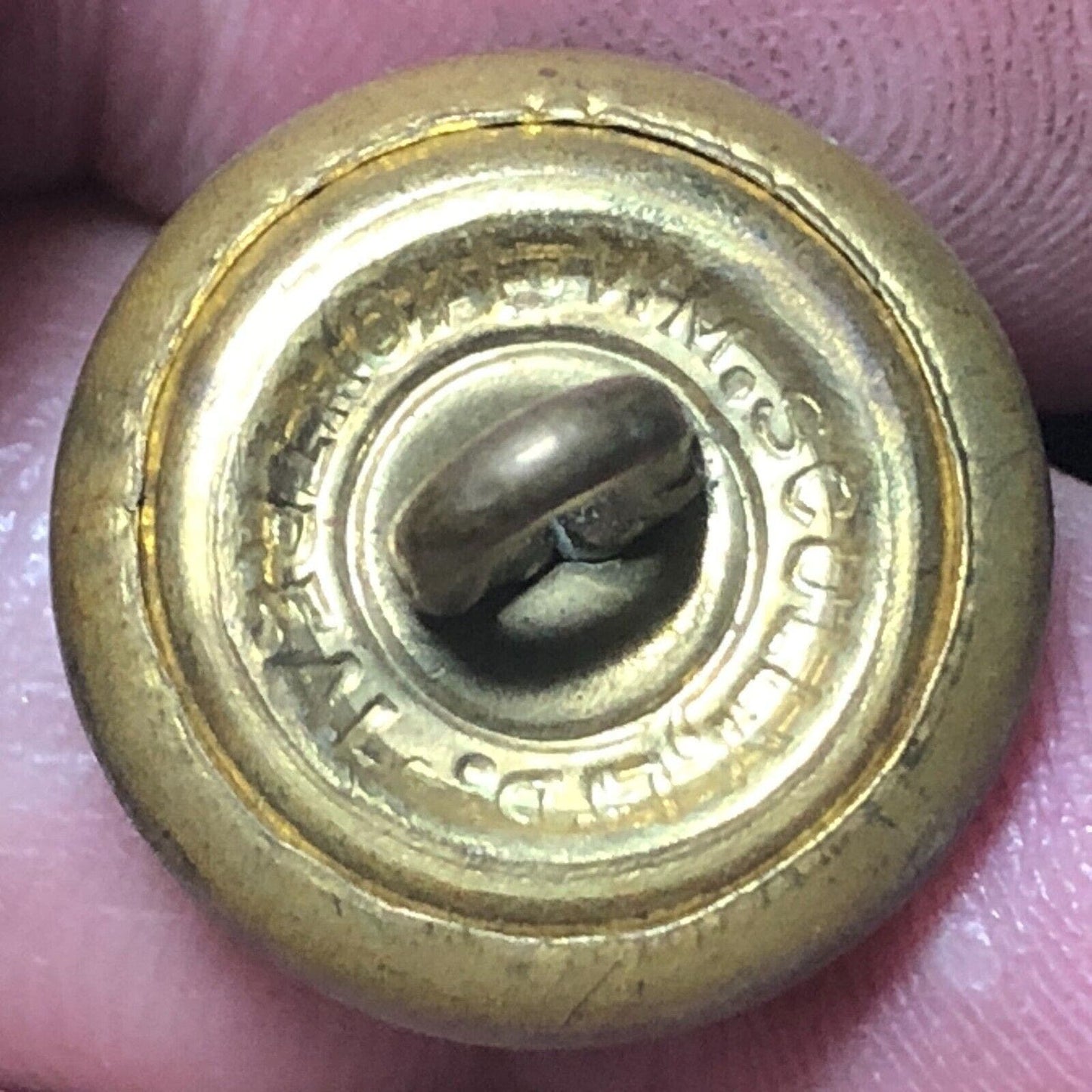 Canadian National Railways Brass Uniform Button 1/2" Scully - Scarce