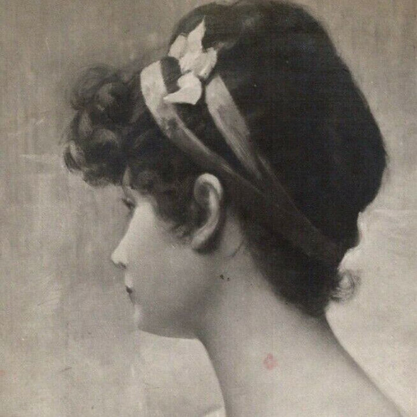 c1911 Vintage Russian Theatre / Stage / Film Actress Art Postcard (4248)