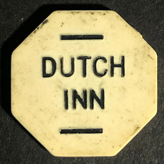 Dutch Inn Plastic G/F 20c In Drinks Octagon Token c1960's-70's 23mm