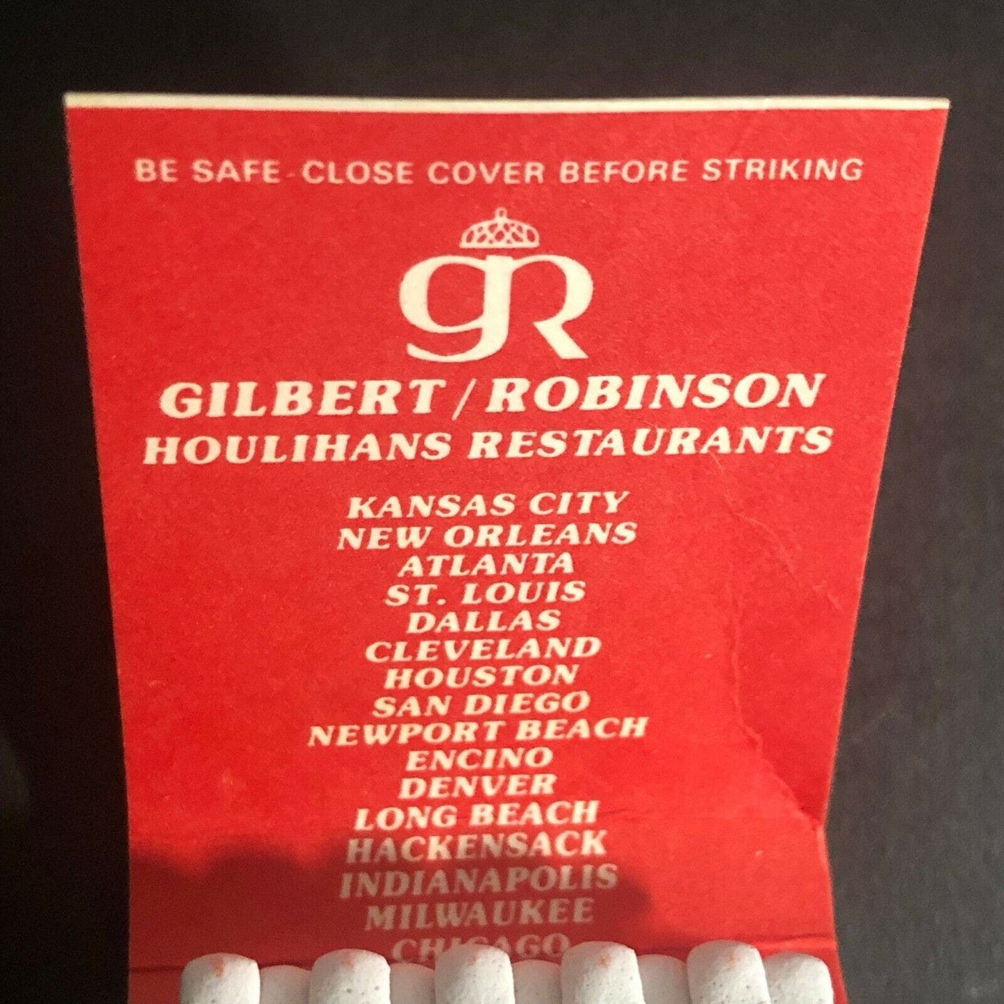 Vintage c1980's Full Matchbook "Houlihan's Old Place" Restaurant
