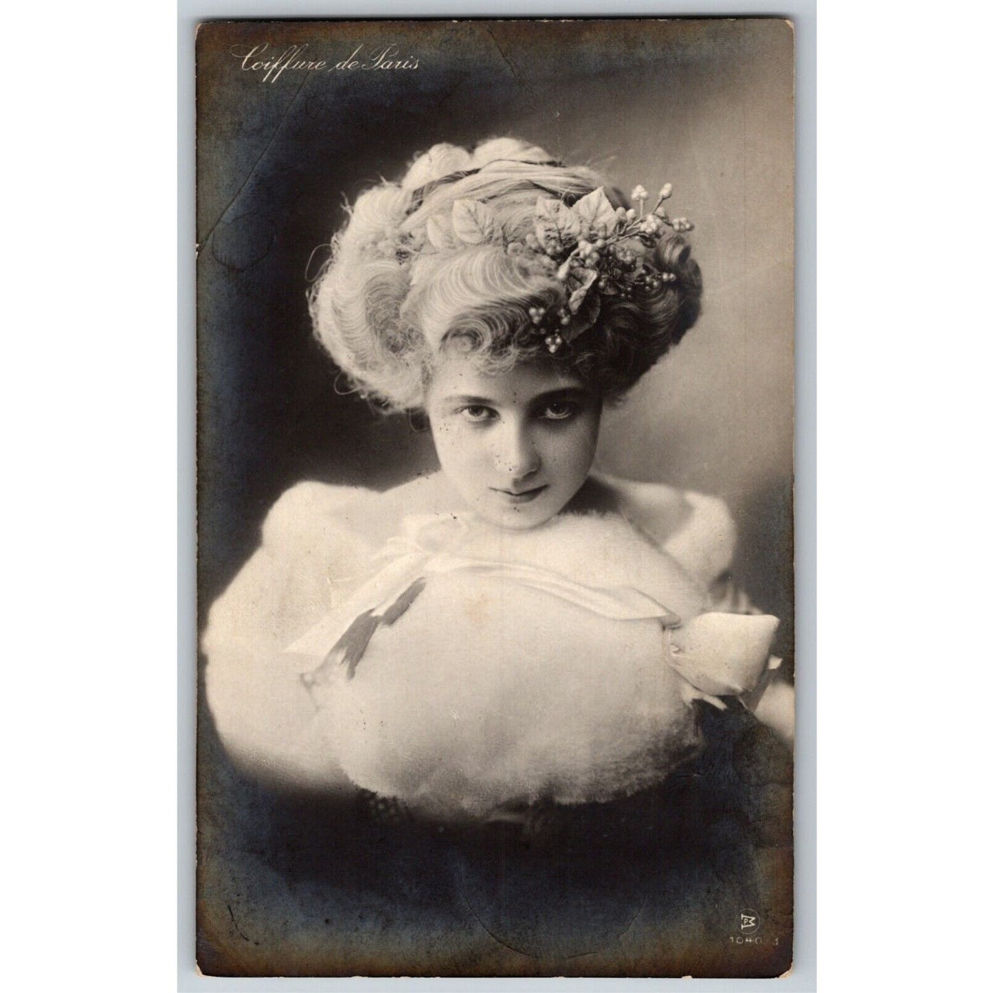c1910 Vintage Russian RPPC* Theatre / Stage / Screen Actress Postcard (4358)