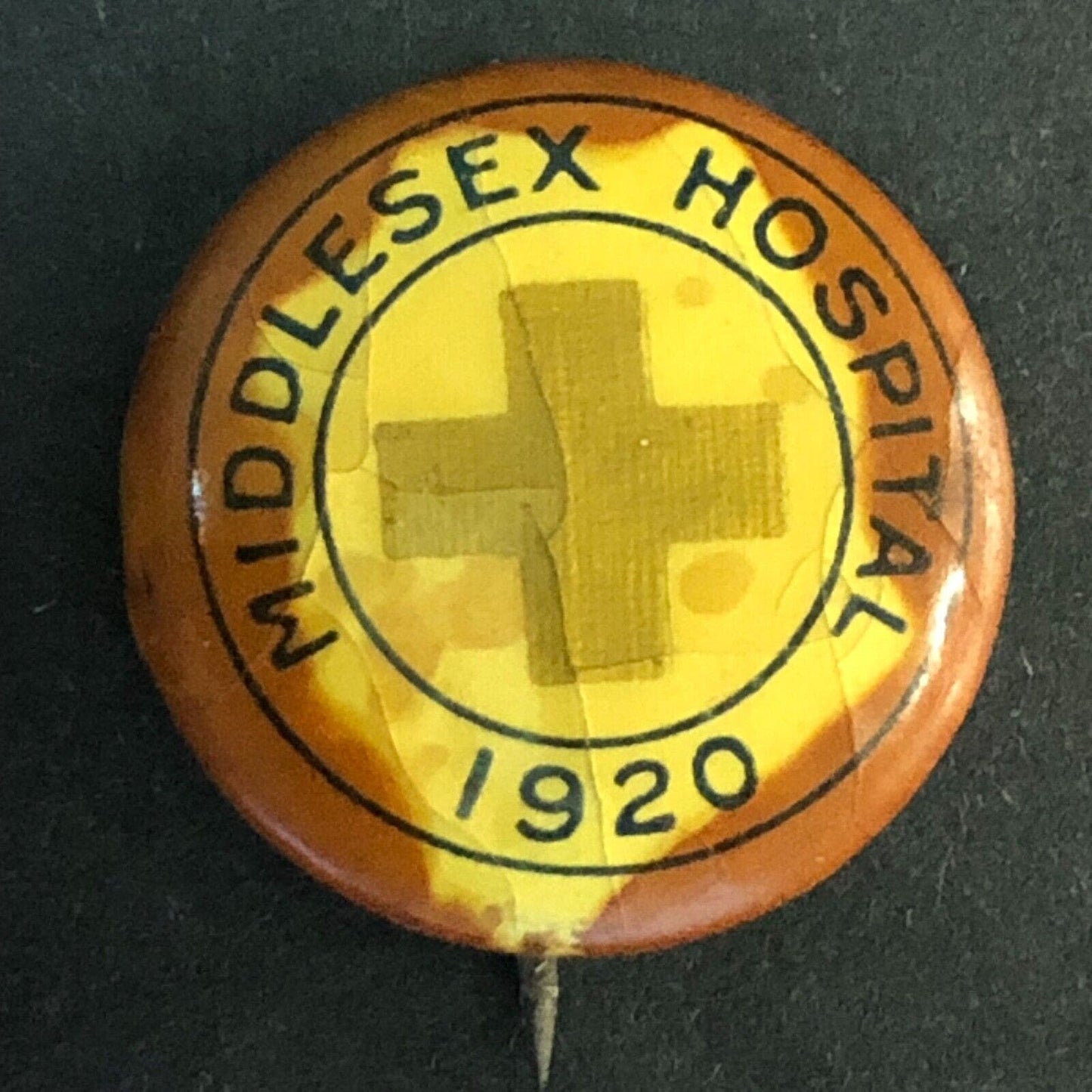 Red Cross Middlesex Hospital (CT?) 1920 Steel Pinback Celluloid Button Scarce