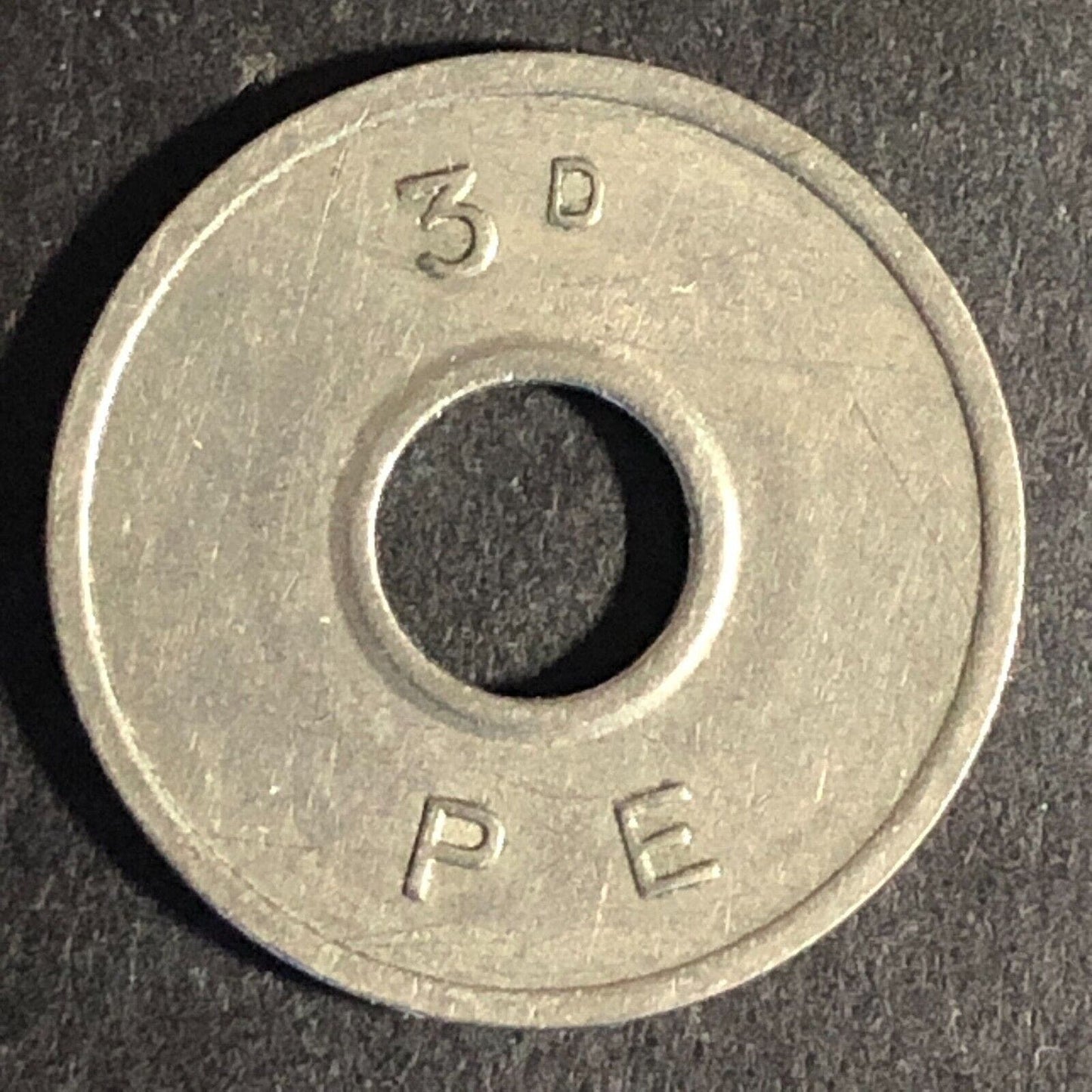 "Value in Kind Only" London 3d PE (Phono. Equip) WM Trade Token 20mm Scarce