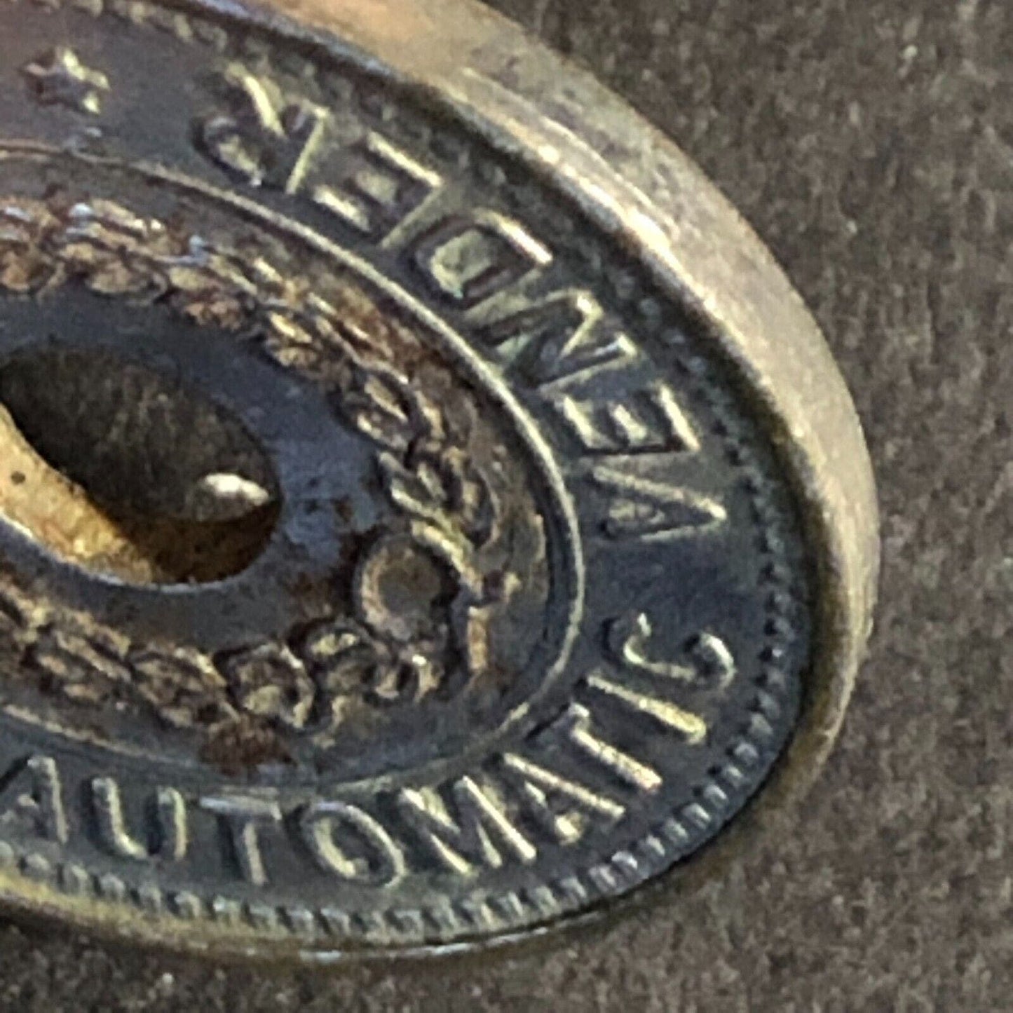 "Property of Automatic Vender" WM Vending Trade Token 21.2mm