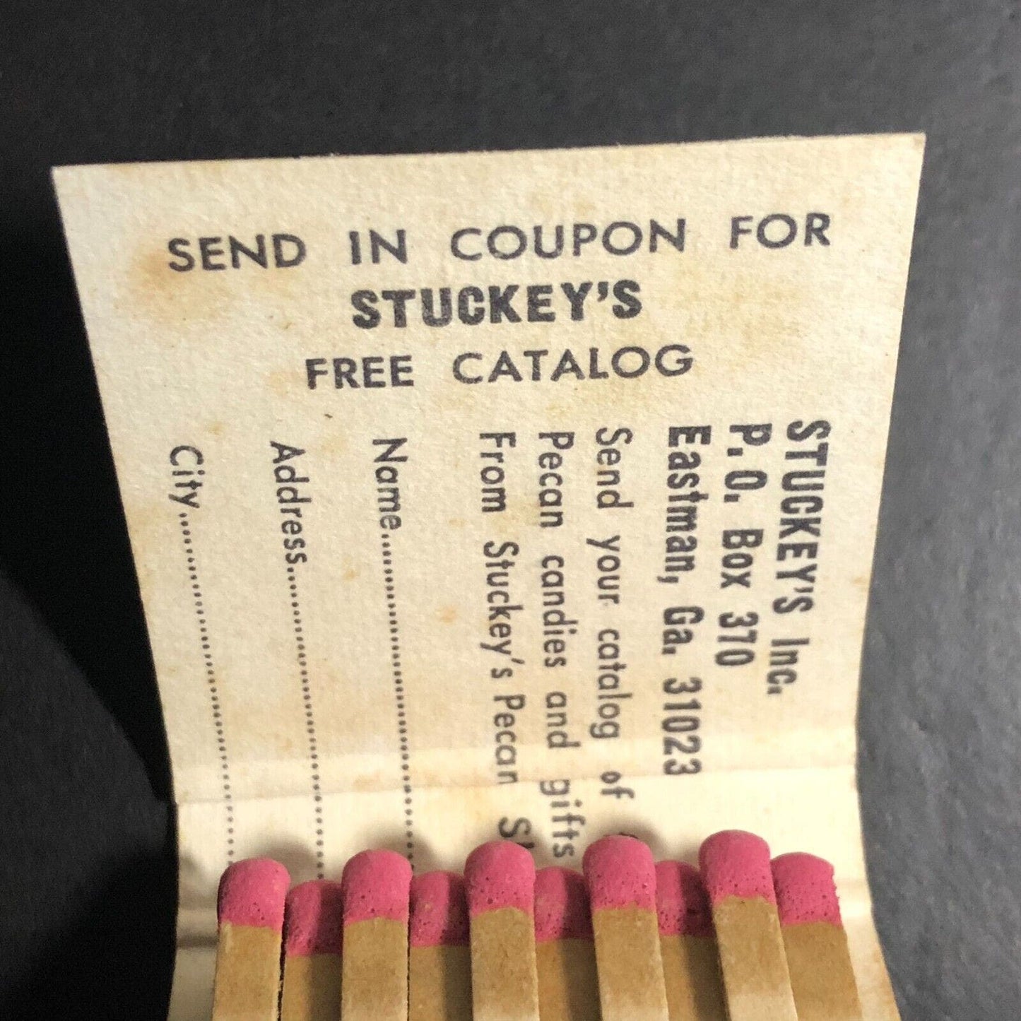 Stuckey's Restaurant Full Matchbook c1968-73 "..Keeps America Running"