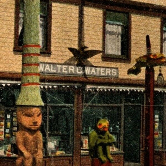 c1915-25 "Bear Totem Store "Wrangell, Alaska NP Vintage Postcard