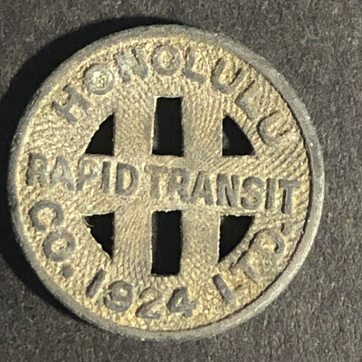 Honolulu Rapid Transit Co. 1924 G/F One Full Fare Zinc Transit Token 16.49mm