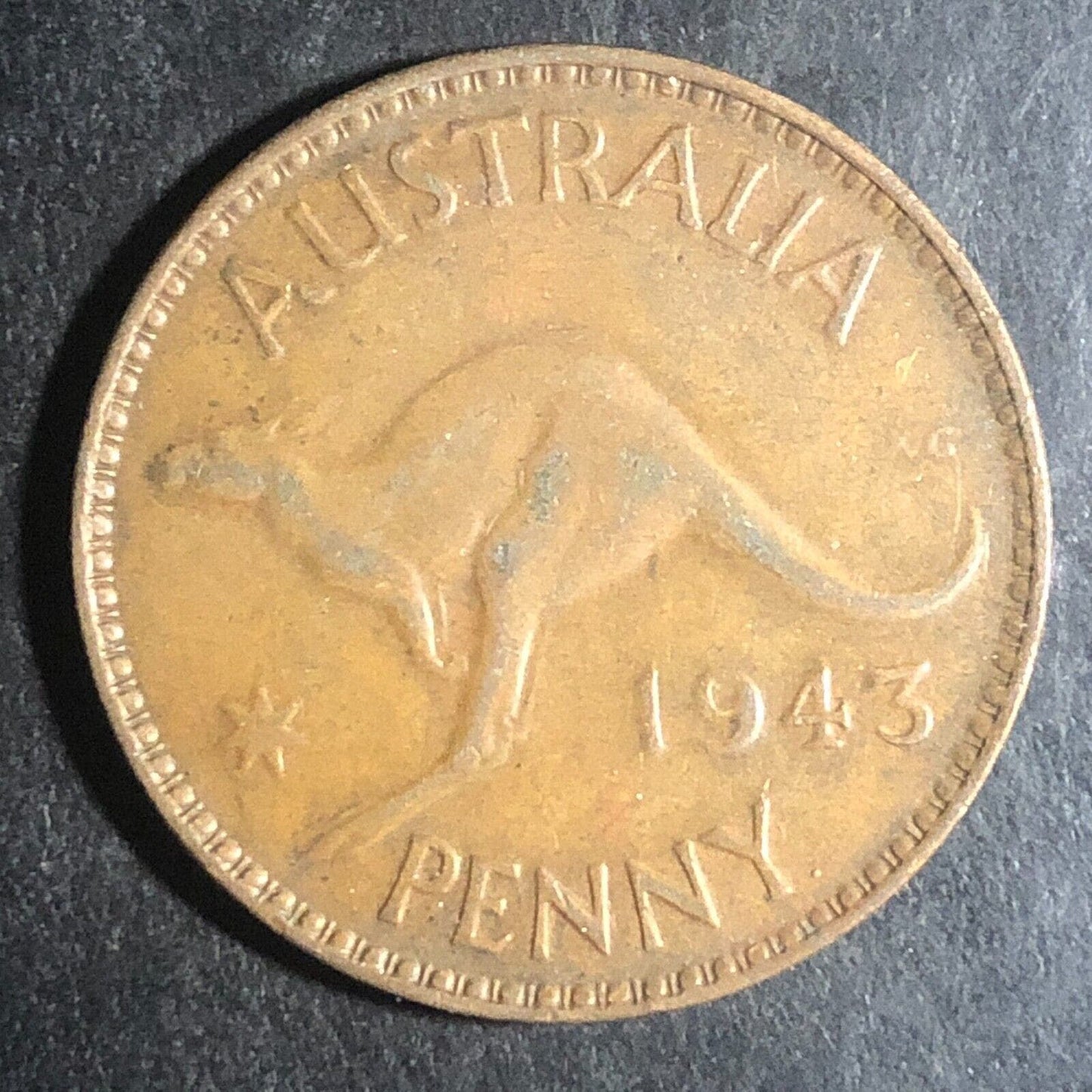 Australian Half Penny 1943 30.8mm Kangaroo / Token