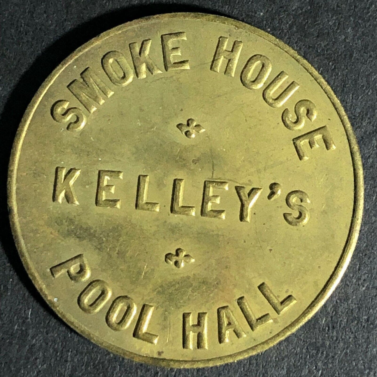 Kelly's Smoke House Pool Hall Hot Springs, SD G/F 25c In Trade 28.5mm Token
