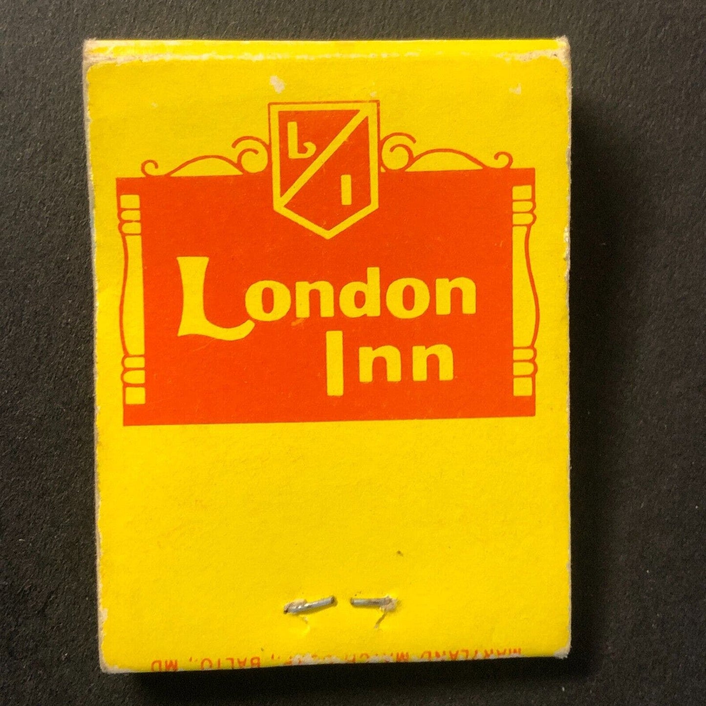 John Yancey Motor Motel / London Inn Near Full (-2) Matchbook c1960's-73