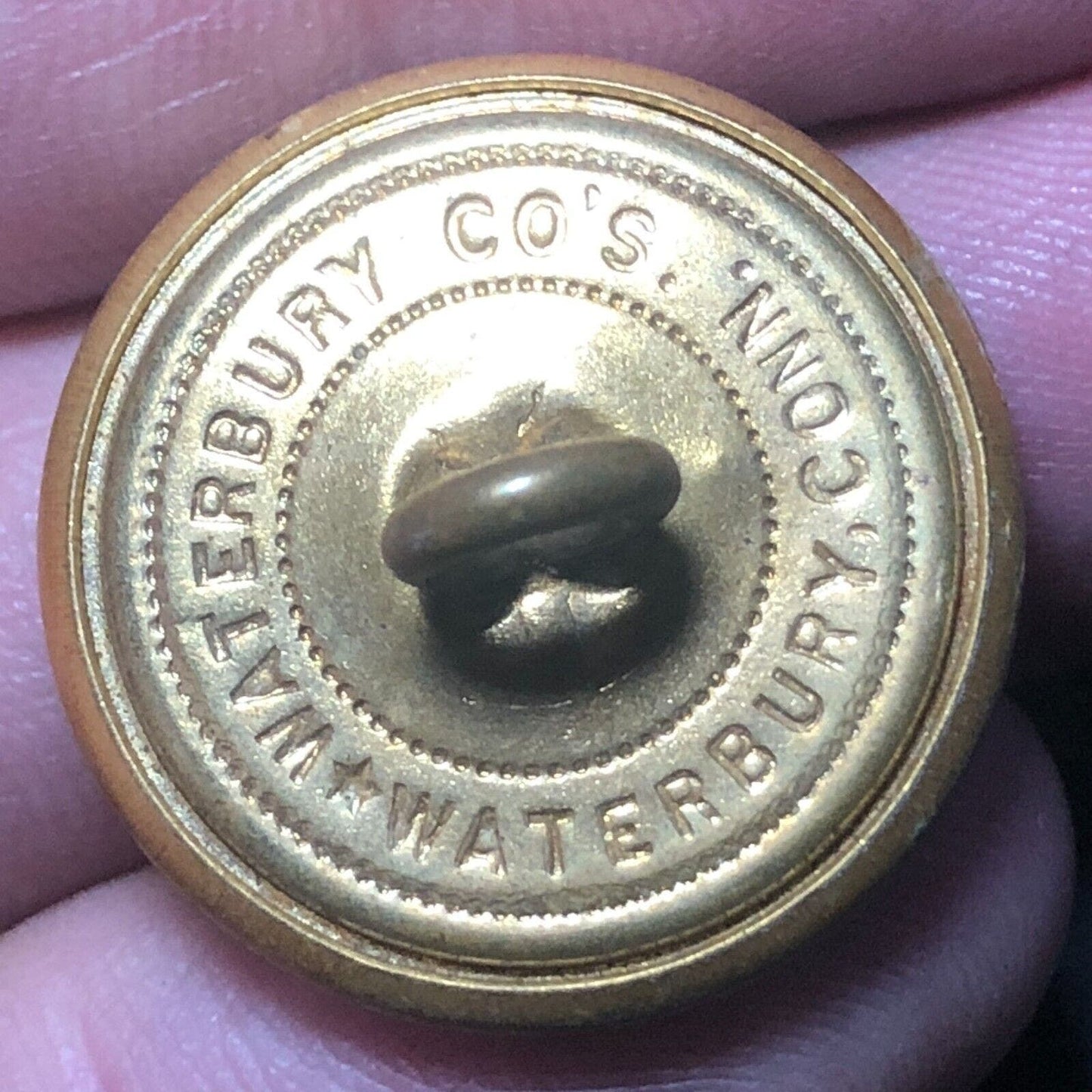 Penn Central Railroad Uniform Button BrassTone 3/4" Waterbury Co's CONN