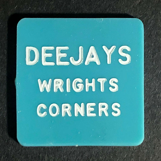 Deejays Wrights Corners (Lockport, NY?) Plastic G/F 30c in Trade Token 23x23mm