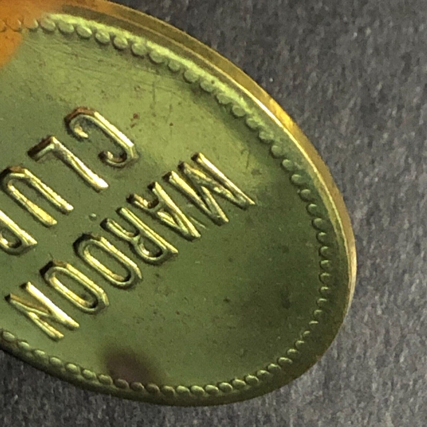 Maroon Club G/F 10c Brass Trade Token 25mm - Unknown / Maverick