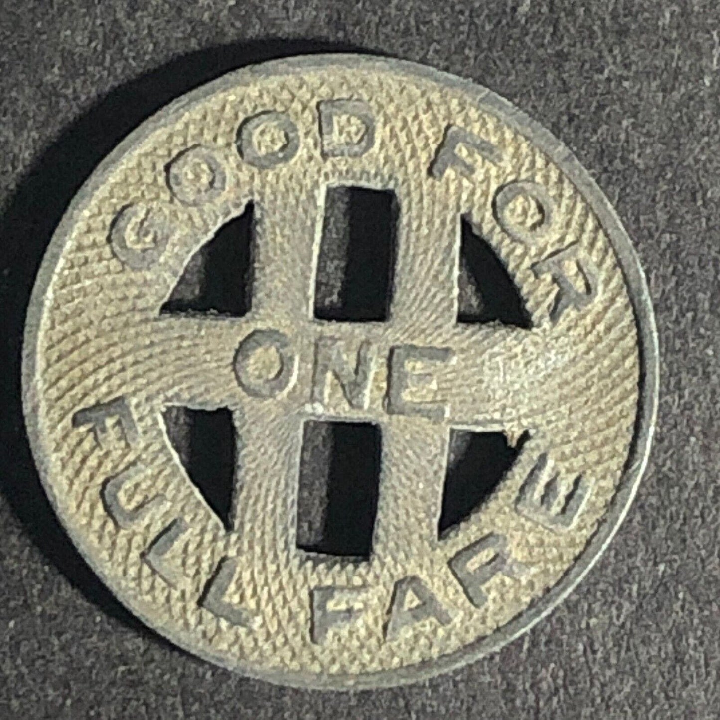 Honolulu Rapid Transit Co. 1924 G/F One Full Fare WM Transit Token 16.49mm