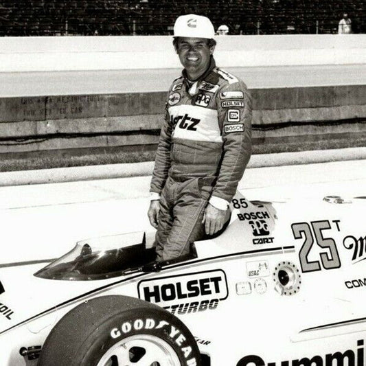 Al Unser, Sr. Indy 500 Winner 1987 8 x 10 Glossy B&W Photograph VGC