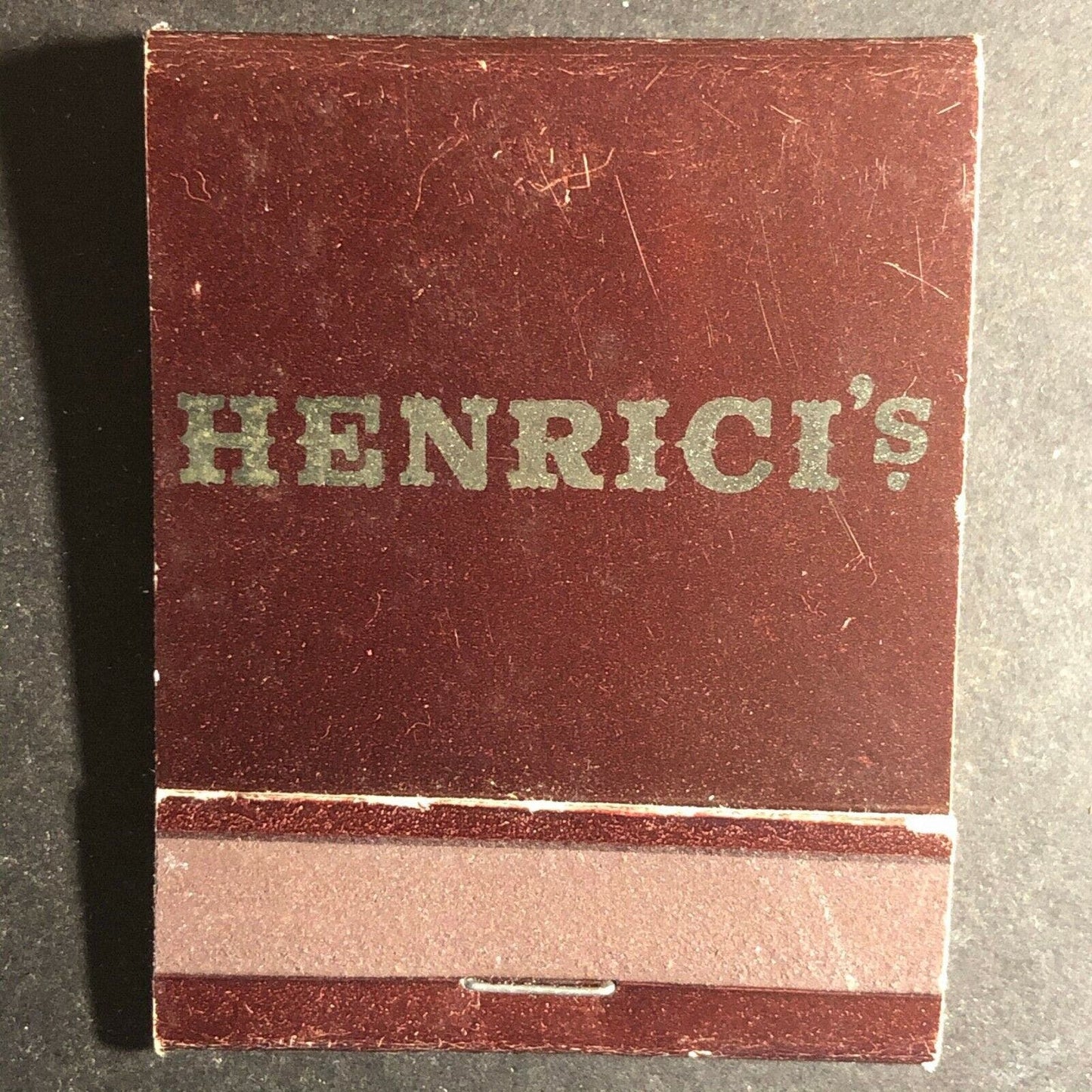 Vintage 1960's Matchbook Henrici's Restaurant - Chicago, IL Des Plaines, IL