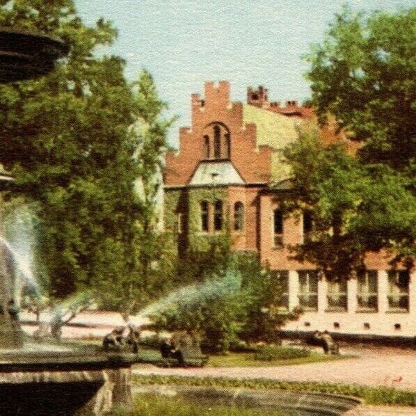 Vintage Postcard "Lund: Universitetsplatsen" University Square, Lund, Sweden
