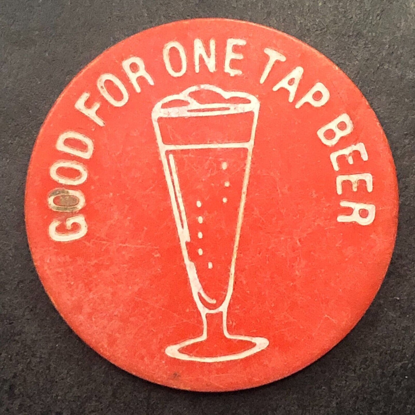 Winona, MI Charlie's D&D Plastic G/F One Tap Beer Token c1960's-70's