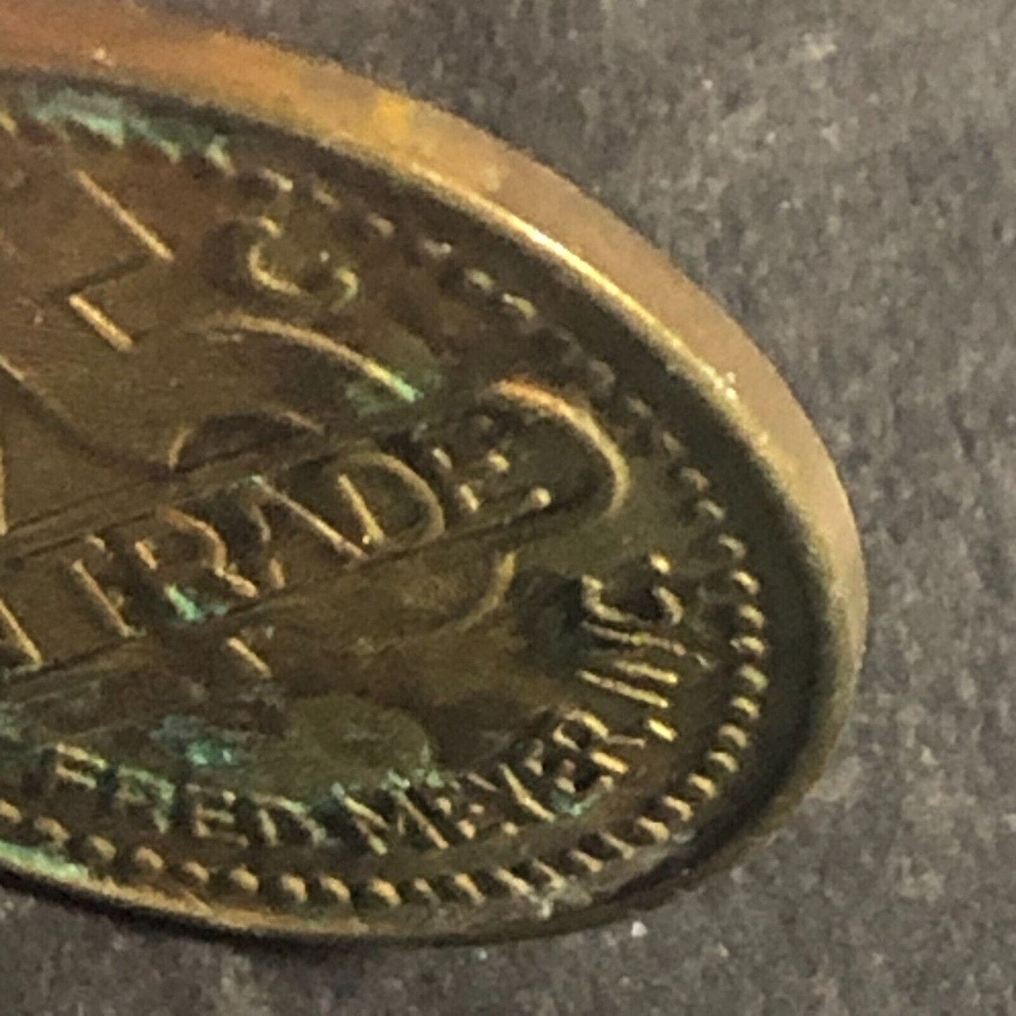Portland, OR Fred Meyer, Inc. 25¢ Brass Trade Token 22.3mm
