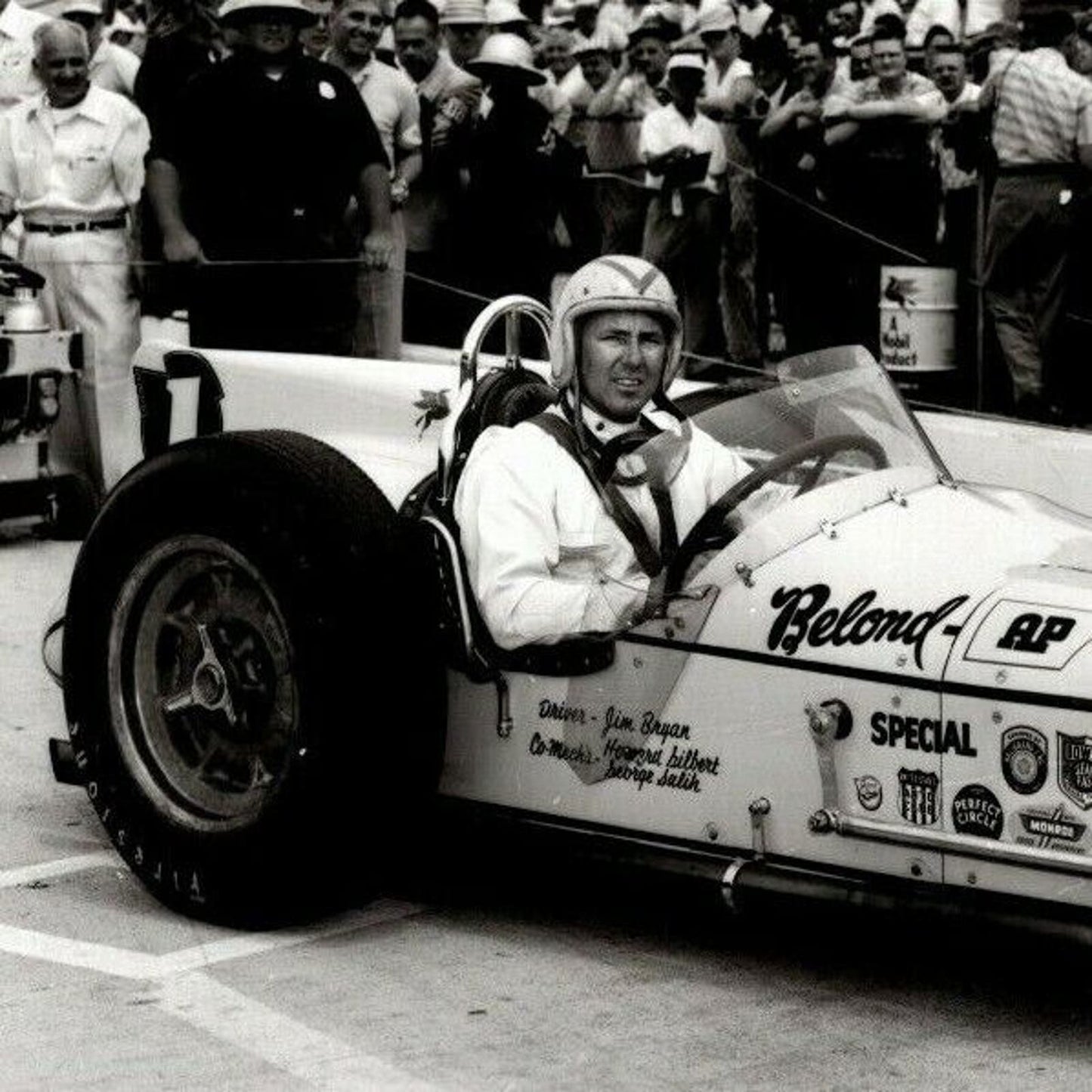 Jimmy Bryan Indy 500 Winner 1958 - 8 x 10 Glossy B&W Photograph VGC
